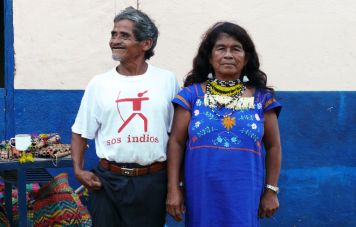 The cacique (chieftain) with his wife